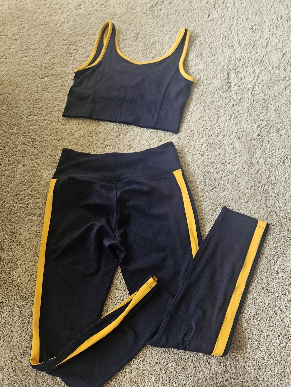 Lou & Grey (LOFT) Navy & Yellow Athletic Legging Set